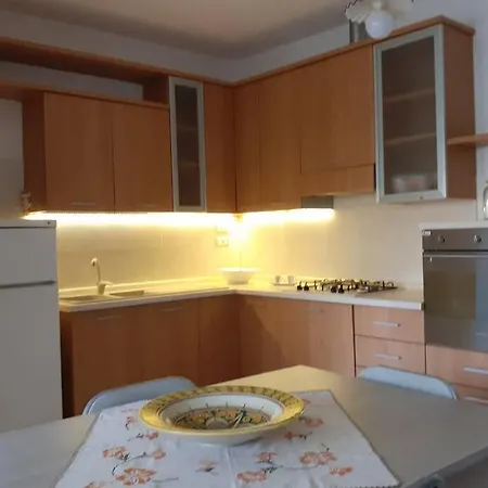 بيت للعطل Casa Vacanze Laura *